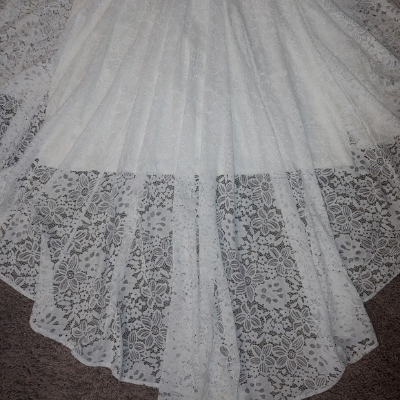 NWT's--Torrid...Stunning Wedding Mermaid Dress! - Picture 9 of 11